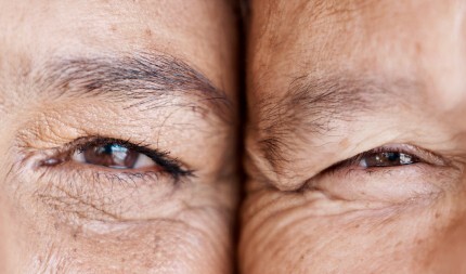 The Best Guide to Reducing Fine Lines & Wrinkles on Your Face With SK-II